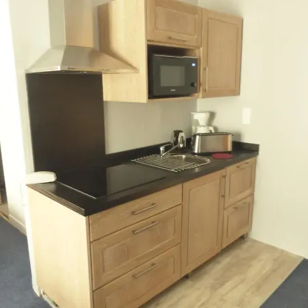 Des Thermes Bourbon-lʼArchambault